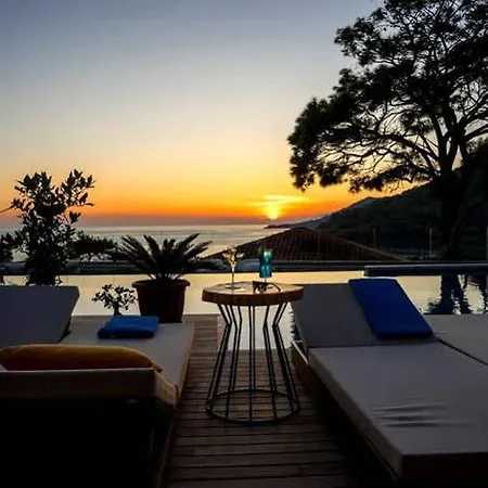 Melanippe Relaxing Hotel (+14) (Adults Only) 3*