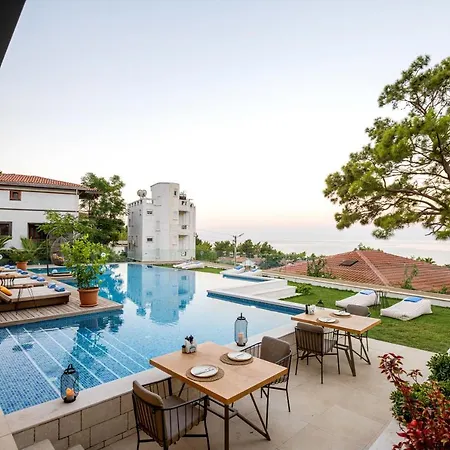 Melanippe Relaxing Hotel (+14) (Adults Only) 酒店 3*