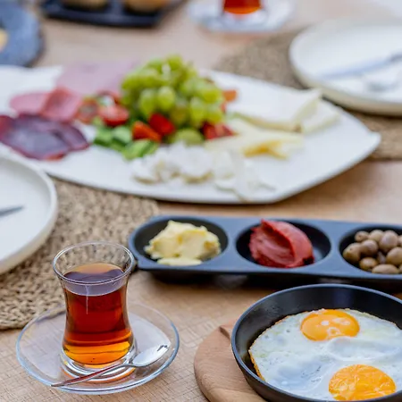 Melanippe Relaxing -adults Only ホテル Karaoz