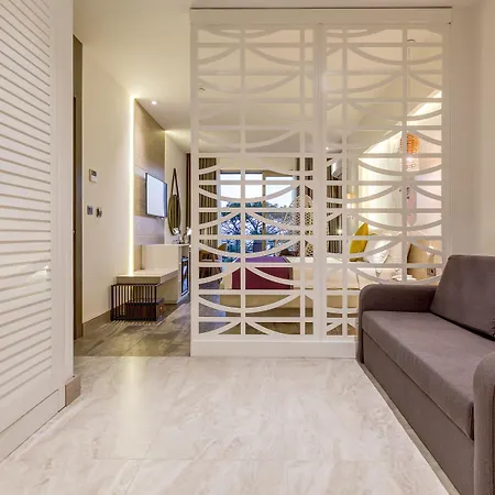 Melanippe Relaxing -adults Only