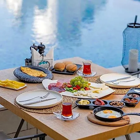 Melanippe Relaxing Hotel (+14) (Adults Only)